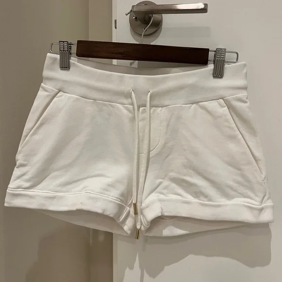 DSQUARED2 White Drawstring Shorts - Picture 2 of 15